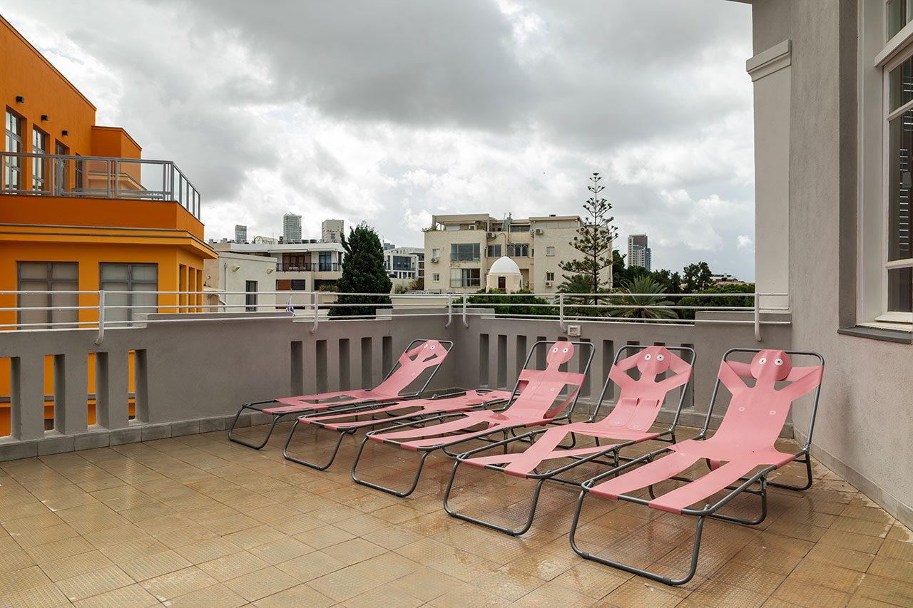 ניב תשבי מתוך התערוכה ״מלאכה ובטלה״