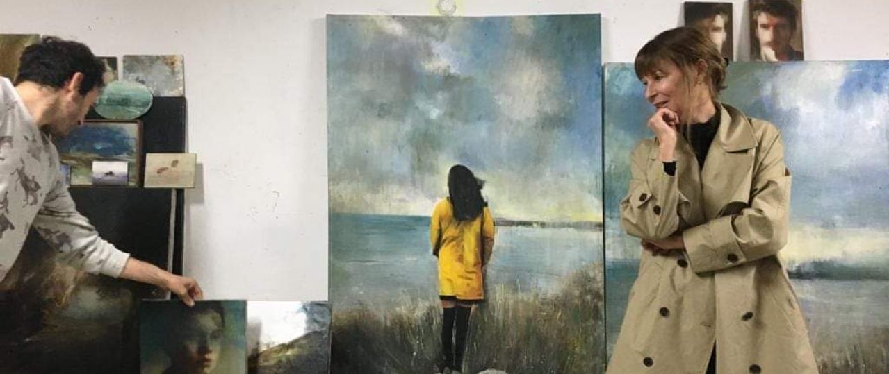 רותי חינסקי־אמיתי (ביקור סטודיו אצל קובי אסף). צילום: אסנת בן דב