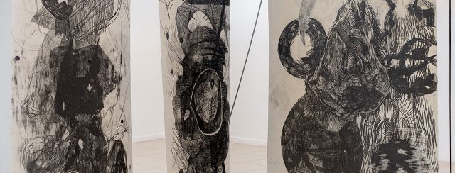 טמיר חן, בני שמש בגלריה כורש 14. צילומים: דניאל חנוך