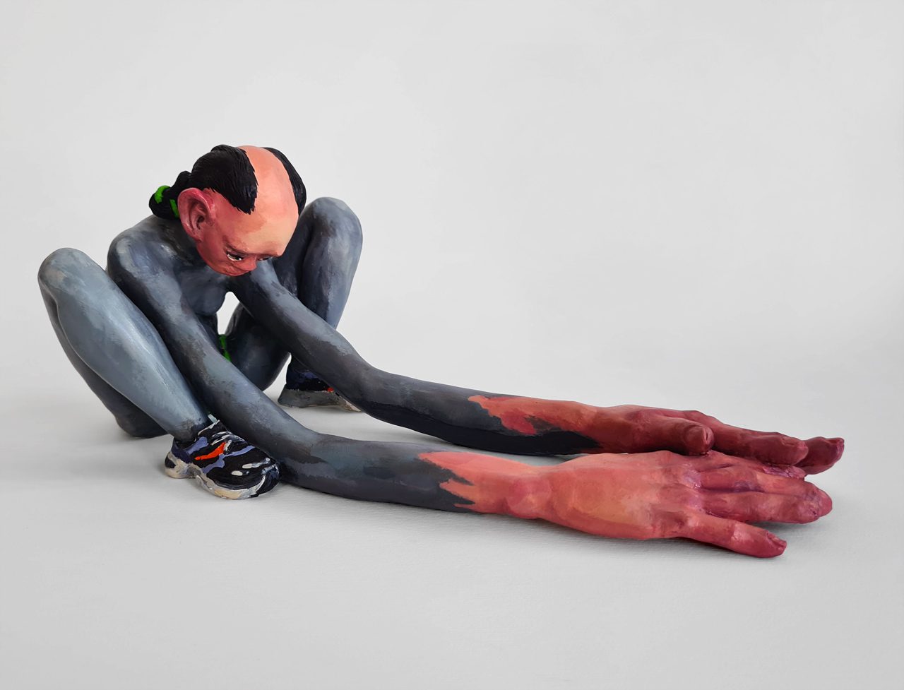 גרגוילית רעבה, עייפה ומתגעגעת