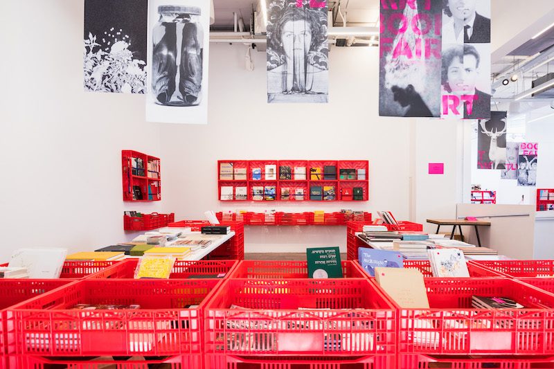 יריד ספרי אמן בארטפורט. צילומים: ארקדי ספיבק