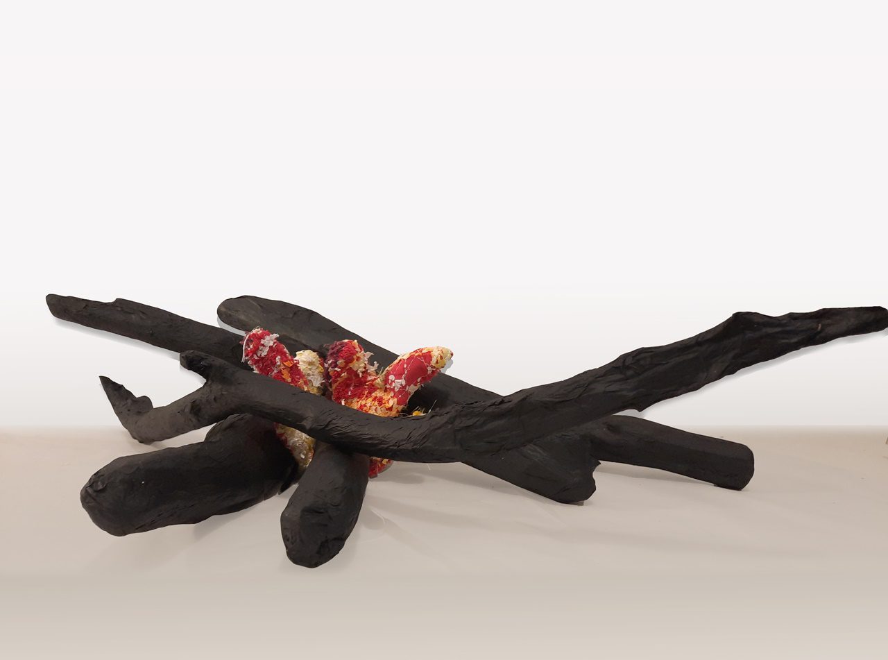 טל שושן בגלריה שלוש. צילום: מ״ל