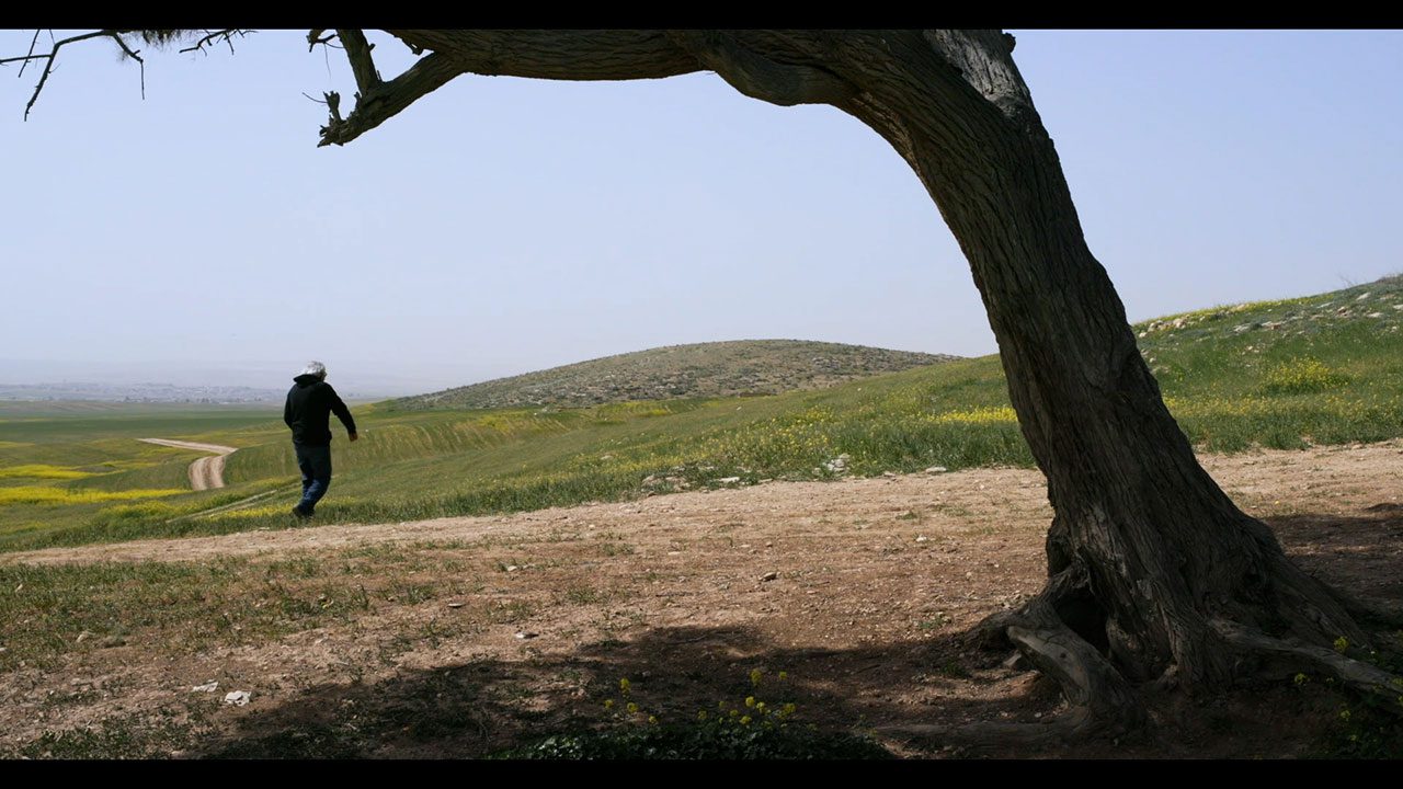 דניאל מן, מתחת לשמש כחולה
