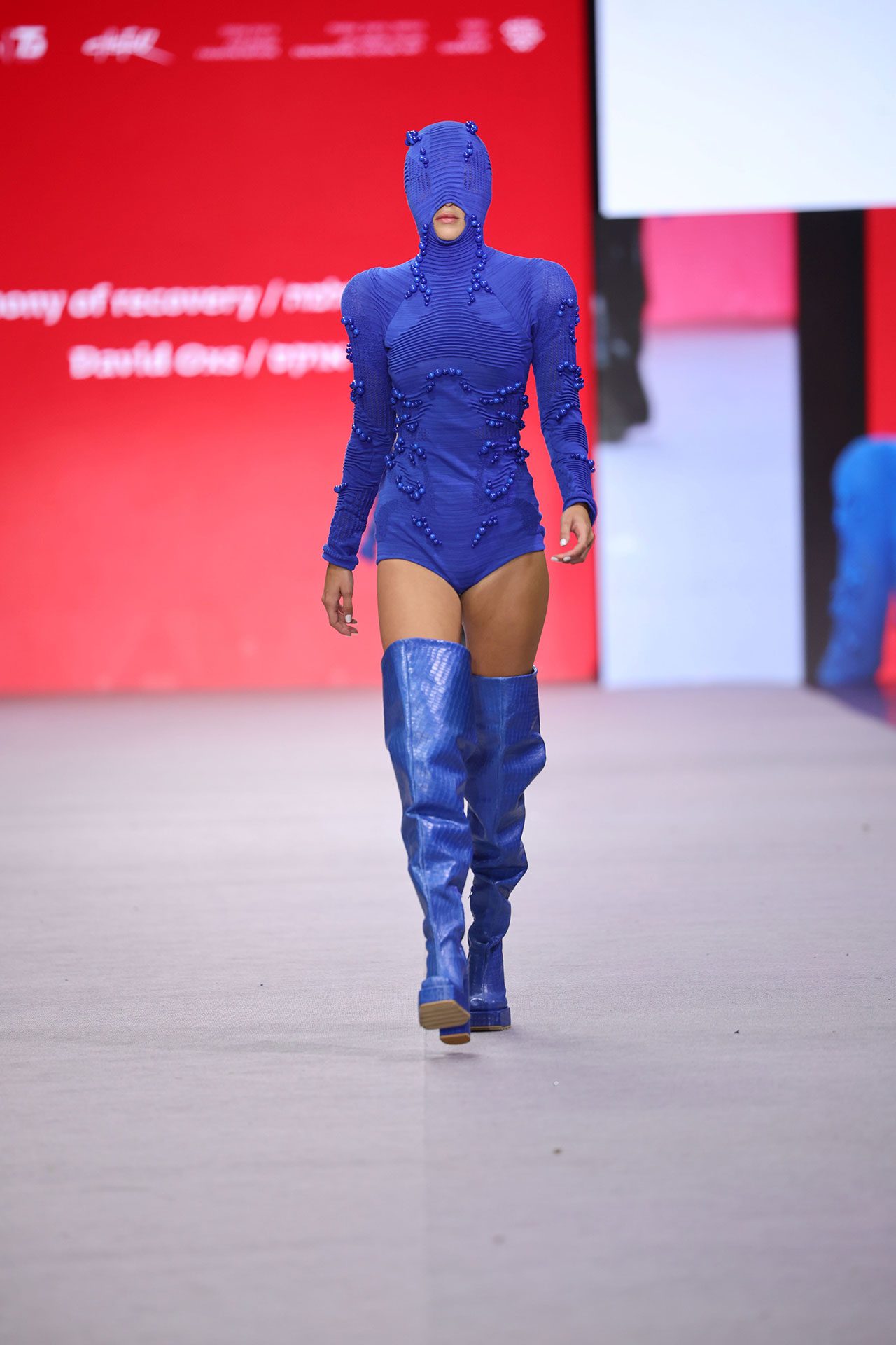 דוד אוקס, פיזיותרפיה במוזיקה. צילום: רפי דלויה