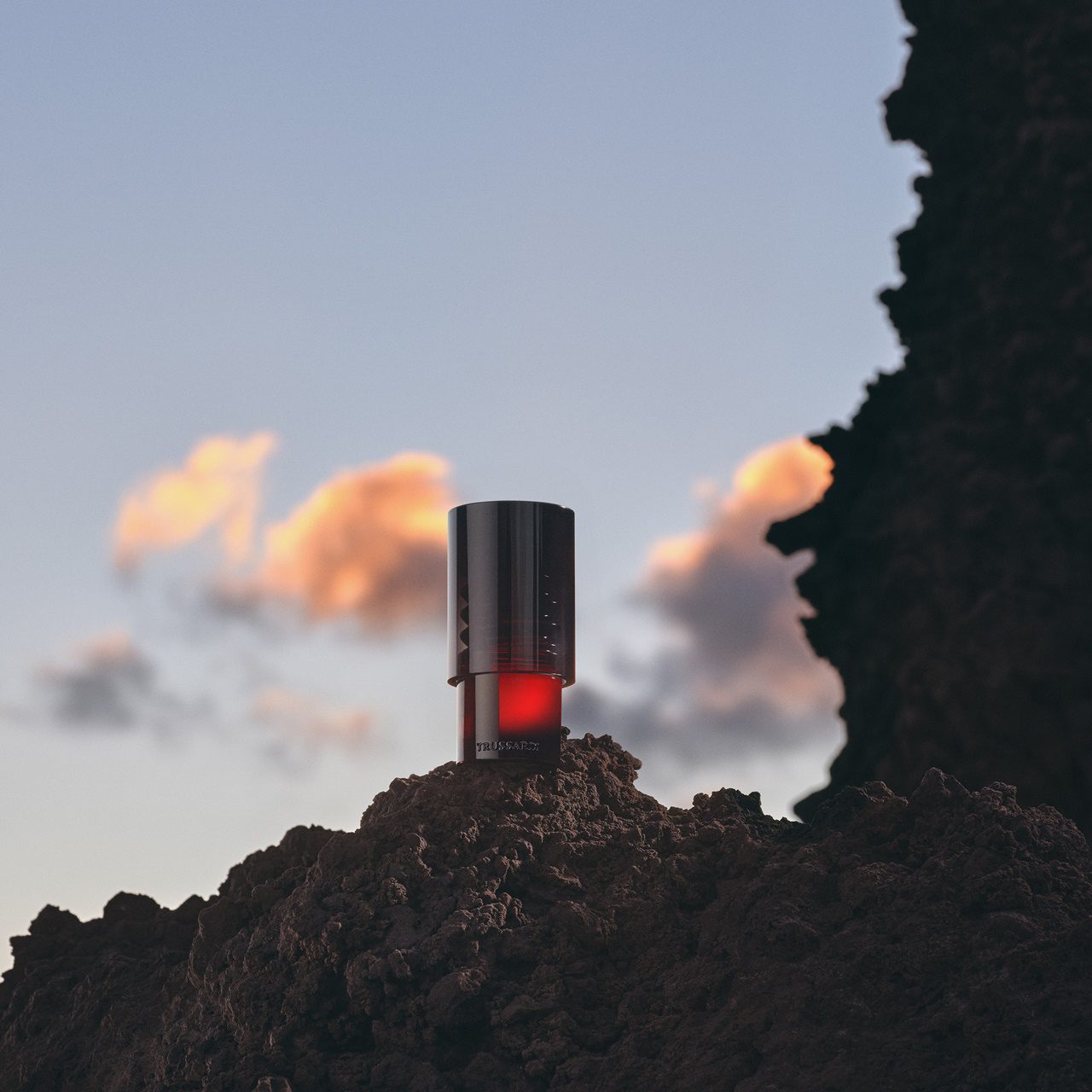 בושם לגברים מבית Trussardi. צילומים: מ״ל