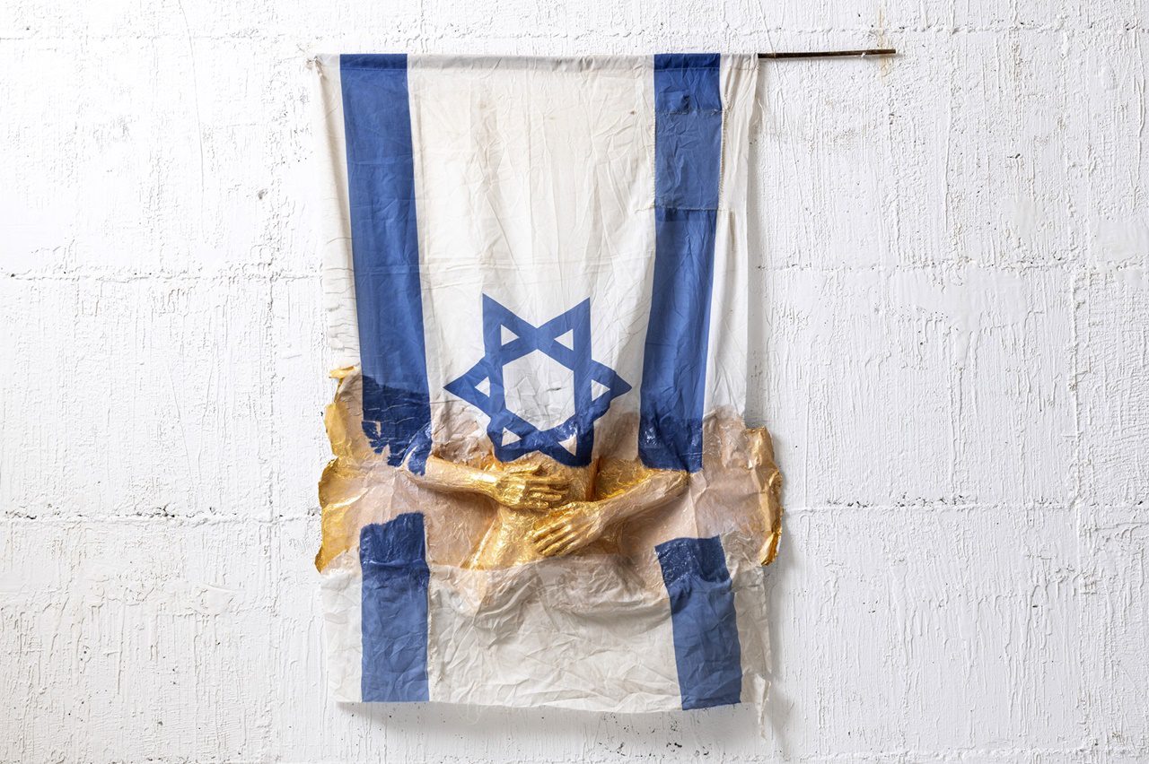 דנה בלום
