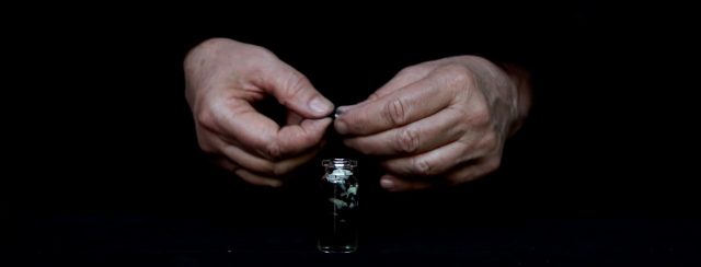 תמר נסים בגלריה אינדי. צילום: מ״ל