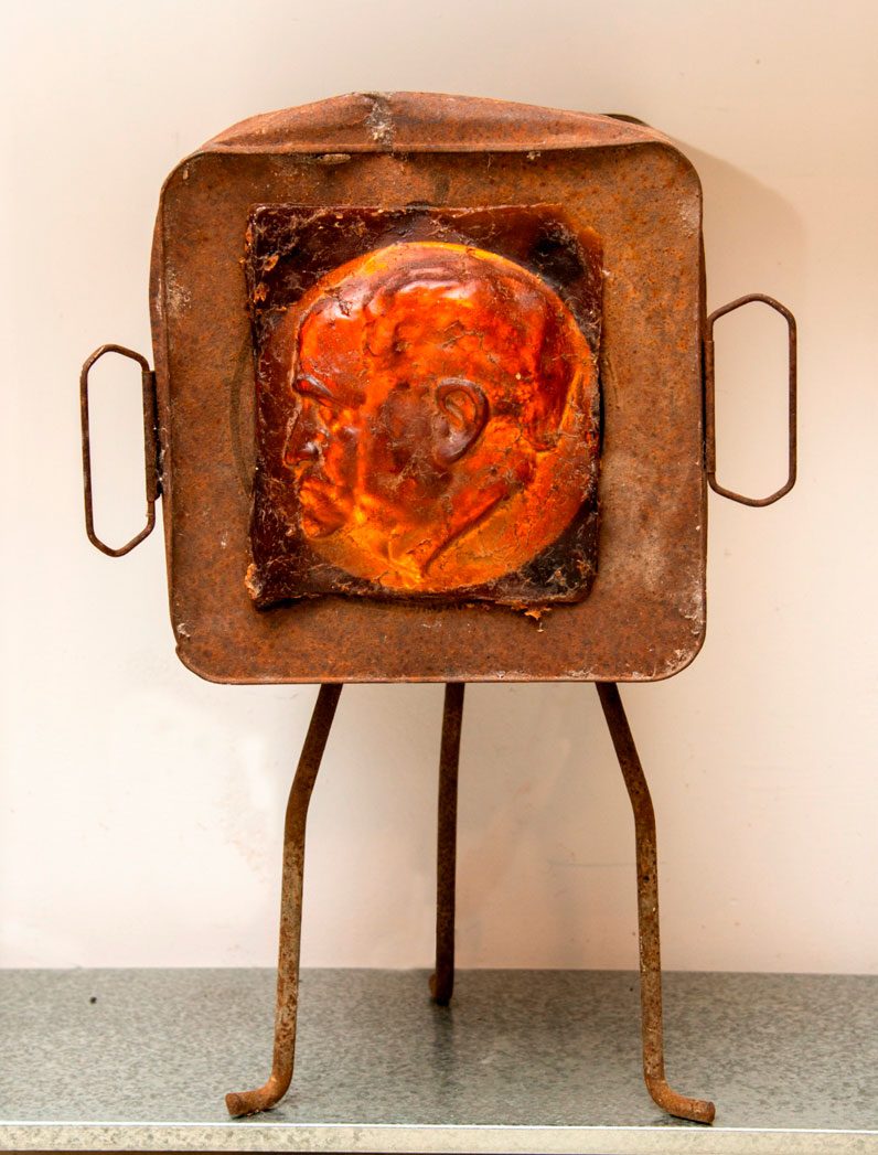 מיכל שכנאי, הזקן