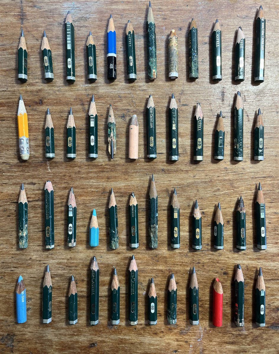 עפרונות שחוקים מתוך האוסף של עומר הופמן.צילום: מ״ל