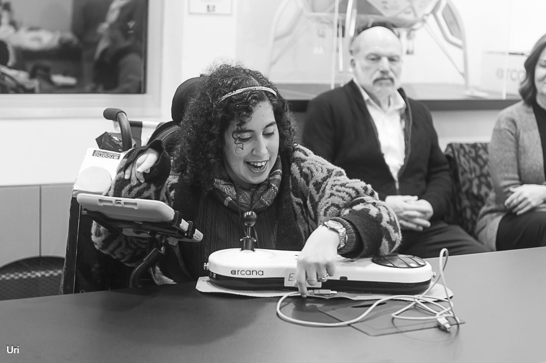 נטלי שחרור בסדנה של עמותת תו המשווה. צילום: אוריאל שטרית