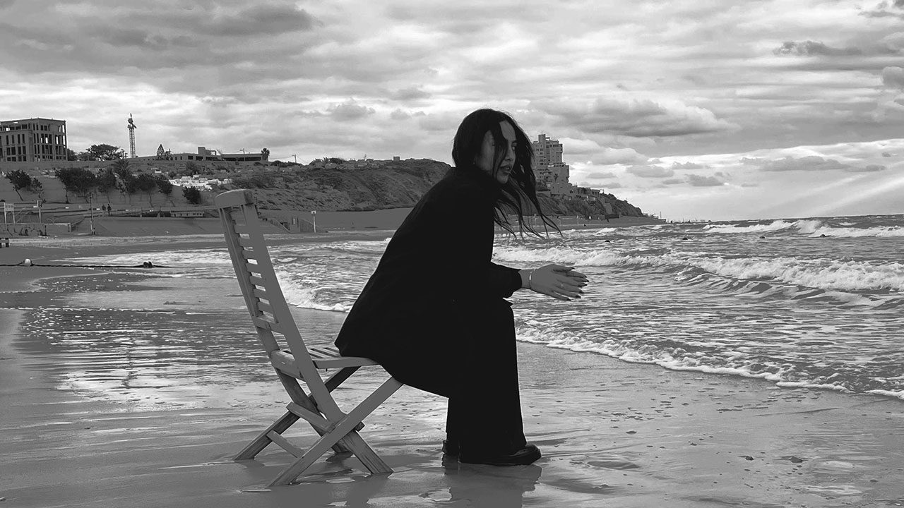 דיאנה זריק, חוף גבעת עליה, יפו. צילום: לנה גנדור