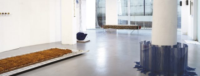 דפנה אלכסנדרוני, בקשר לזמן. צילומים: אבי אמסלם