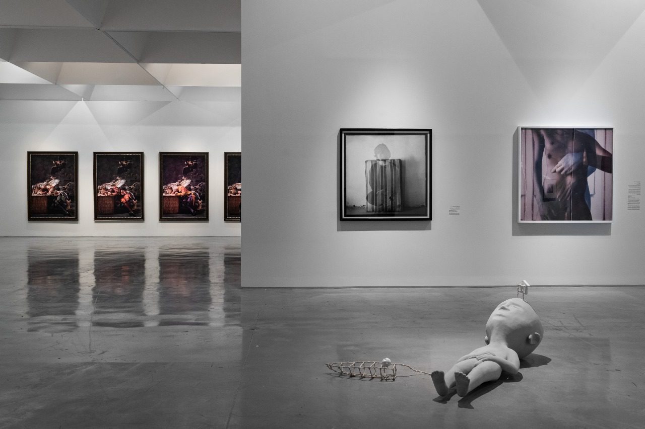 מראה הצבה בתערוכה ״חלומות צלולים״. צילומים: זוהר שמש, מוזיאון ישראל