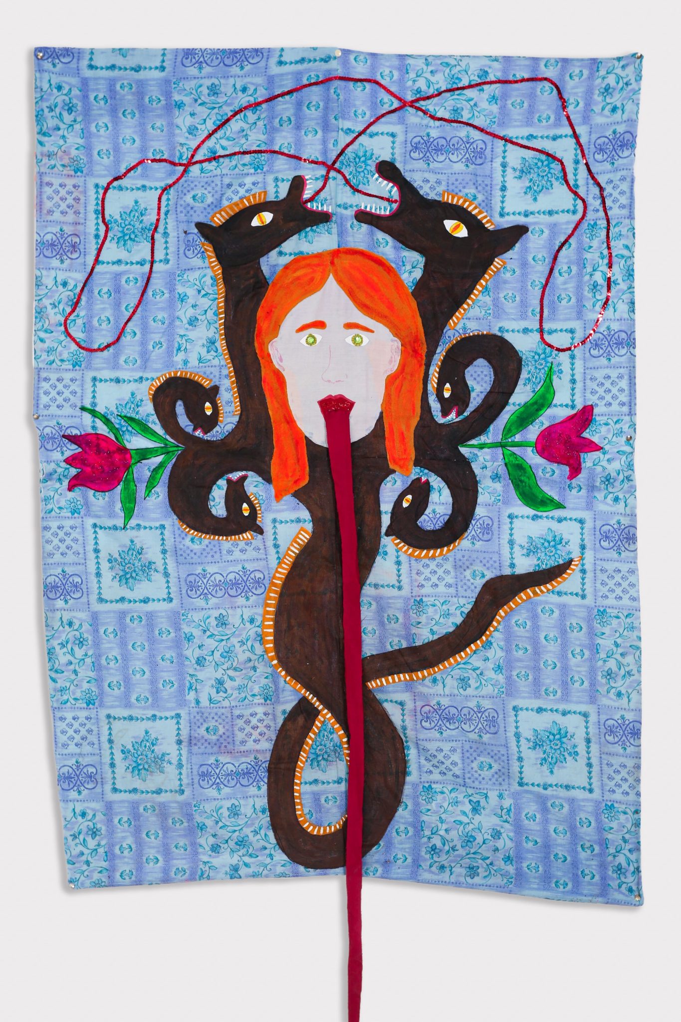 איילה לנדאו בגלריה העירונית כפר סבא. צילום: תום פורת