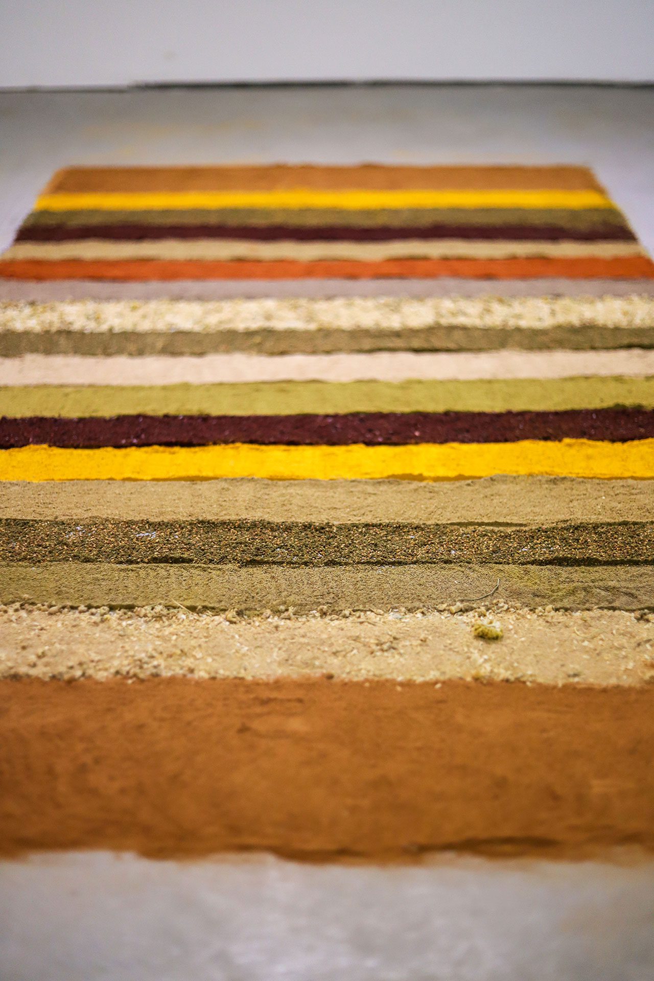 ג׳ומאנה נוג׳ידאת, (ערבית) - בסאט