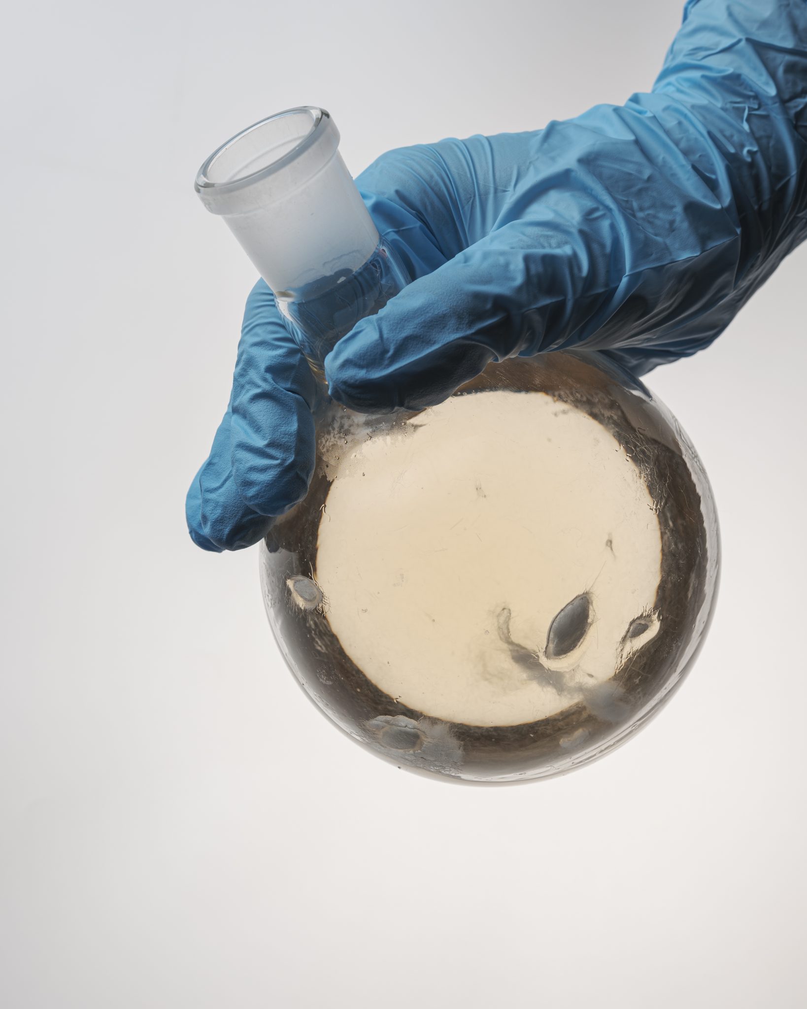SecondSkin בסימפוזיון מחקר יוצר בבצלאל. צילום: טום ביחובסקי