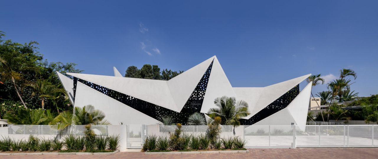 בית בסביון. תכנון: ישראלביץ אדריכלים; צילומים: עודד סמדר