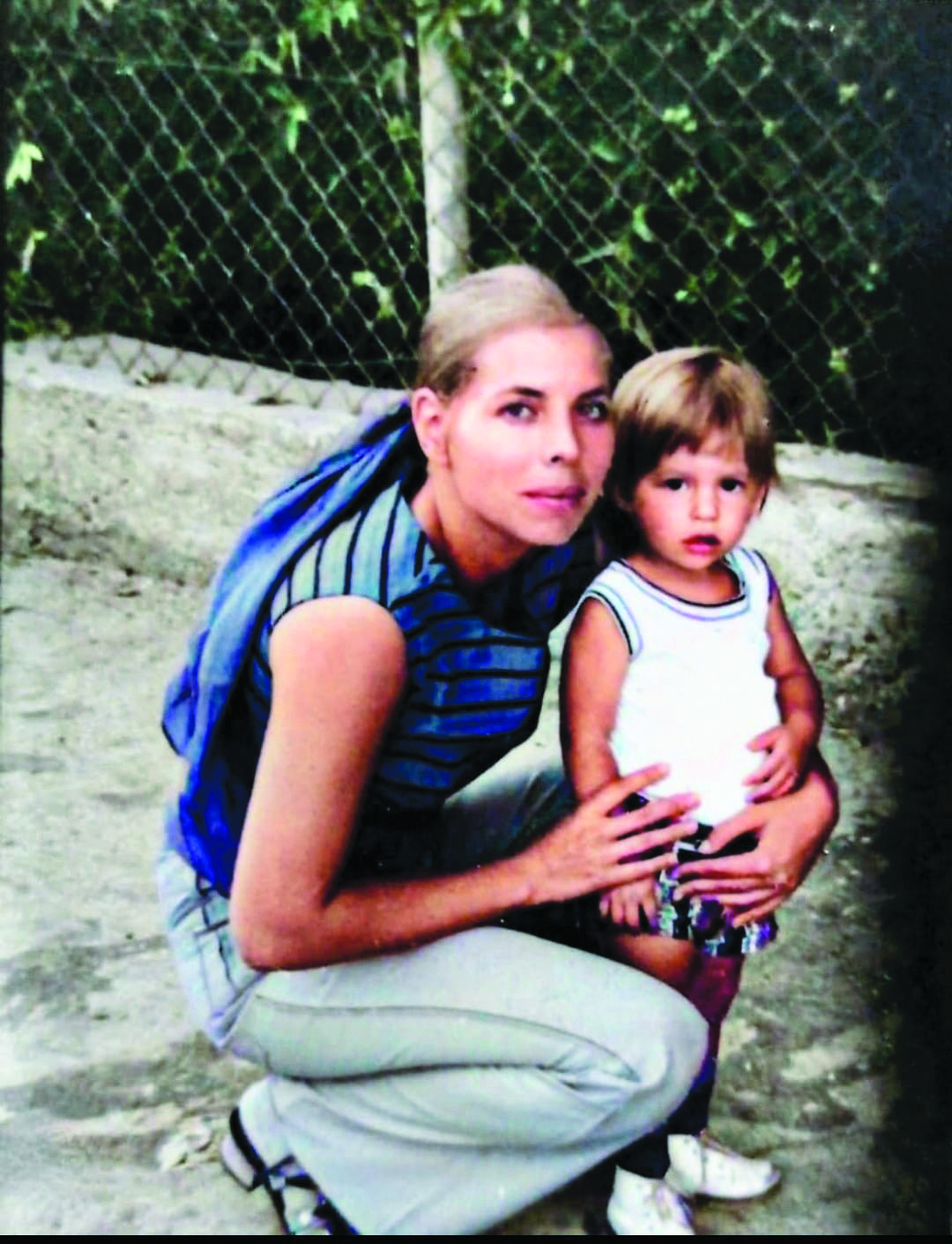 אביבה ודנה ברגר. צילום: אלבום משפחתי