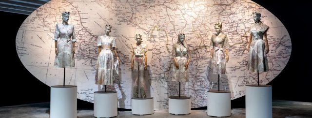 גיבורות, מוזיאון העיצוב חולון. צילום: אלעד שריג