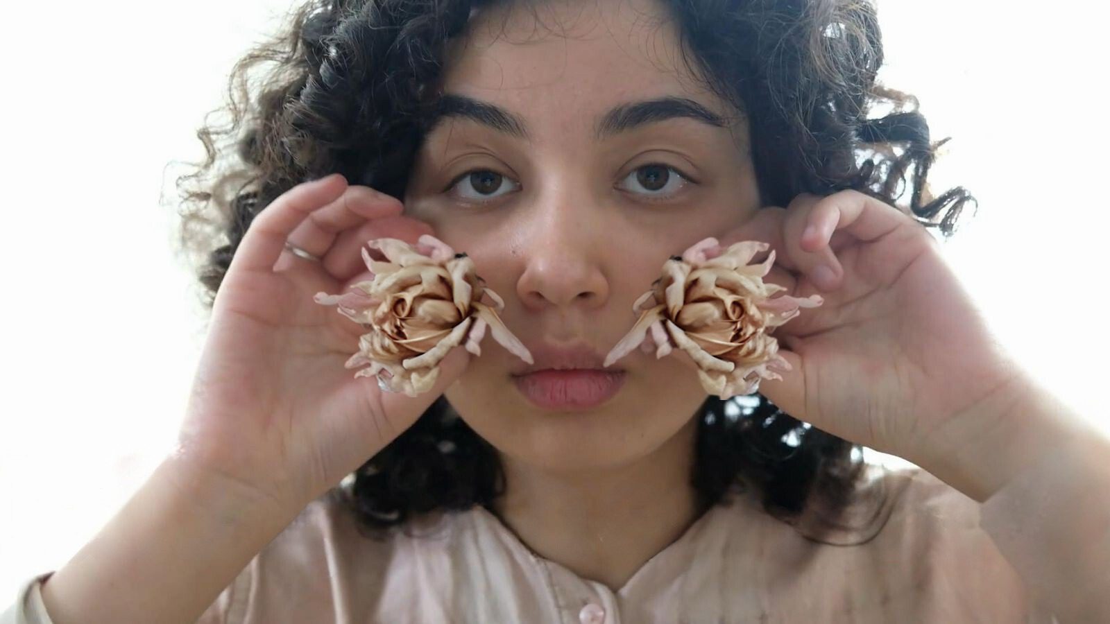 דנה חרס ולילך ירון, קץ כל הקצים (פרט מווידאו)