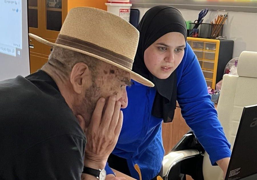 סאווסן מסארווה ודוד טרטקובר. צילום: נחמה קפלן