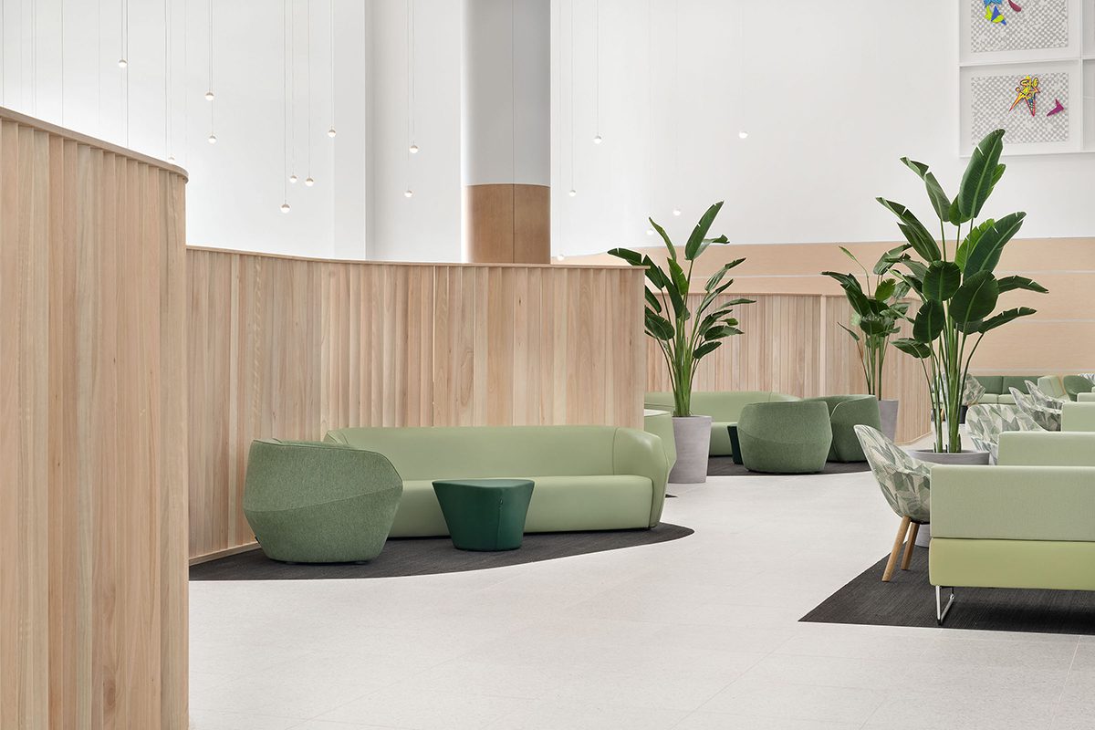 Kármán Street, עיצוב חלל של רוברט צ׳יימברס (2020) בנמל של מיאמי. צילום: זכארי בלבר