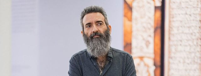 אסי משולם במשכן לאמנות עין חרוד. צילום: יריב קריסטל