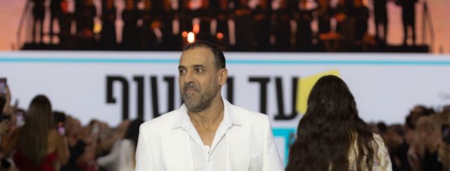 אלי שרעבי, תצוגת עד החטוף האחרון, שבוע האופנה ״קנדה ישראל״ תל אביב. צילומים: עומרי רוזנגרט