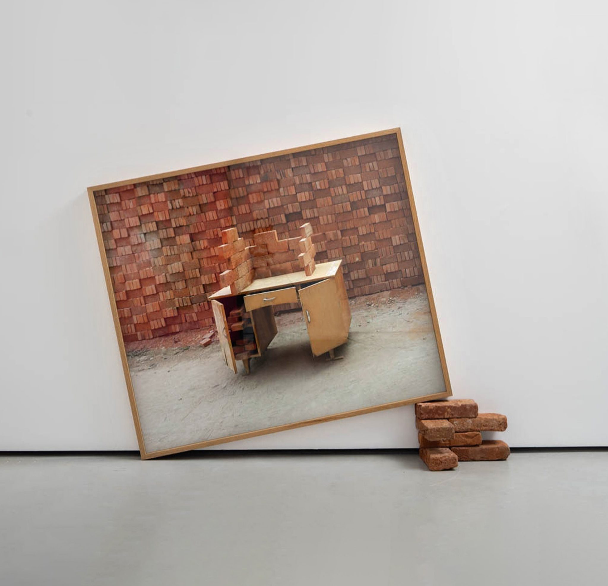 אוהד מטלון, מראה הצבה בגלריה קרן בר גיל. צילומים: טל ניסים