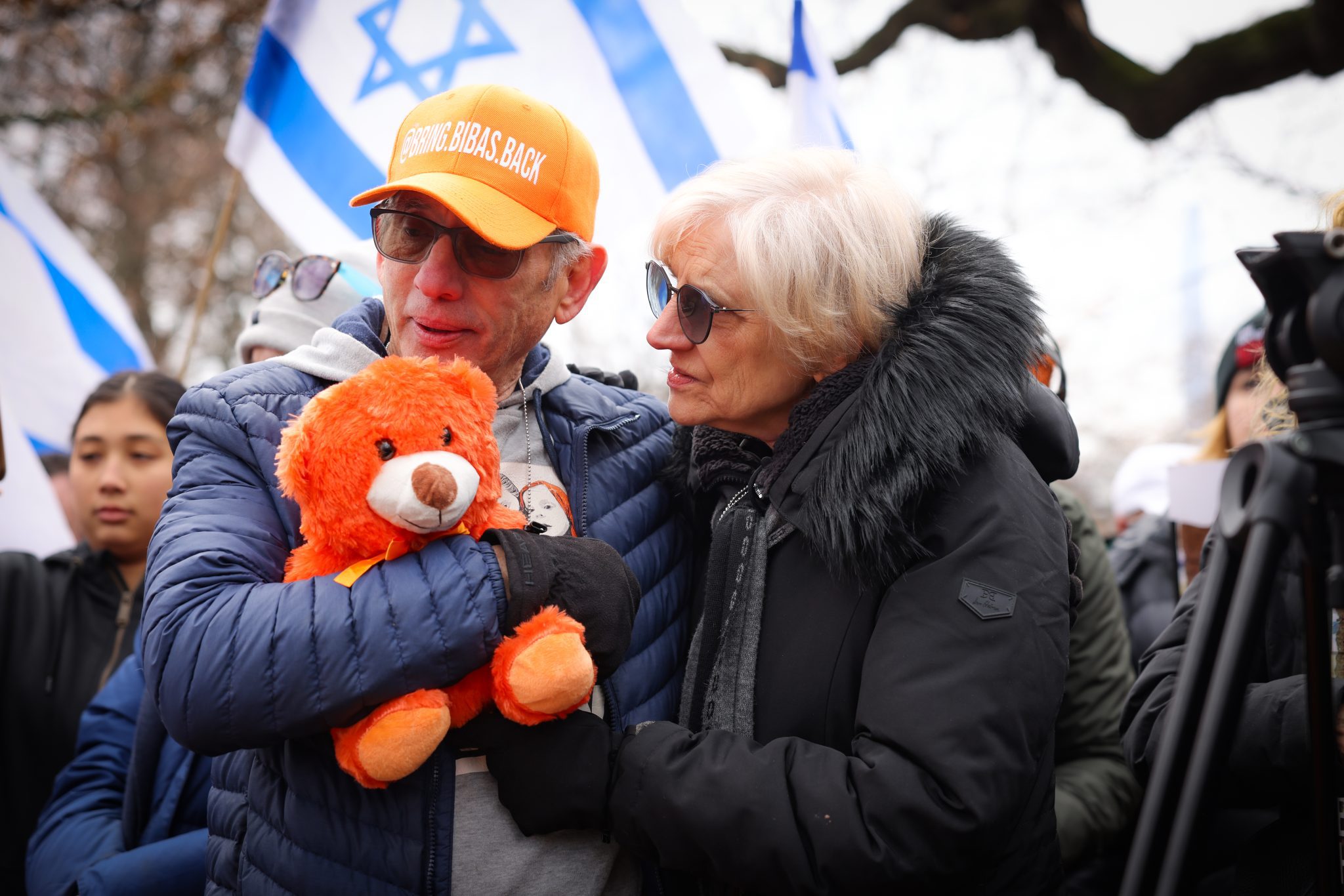 מוריס, בן דודה של שירי ביבס, בציון יום הולדתו של כפיר ביבס, ניו יורק, 19 בינואר 2025. צילום: אמנון שמי