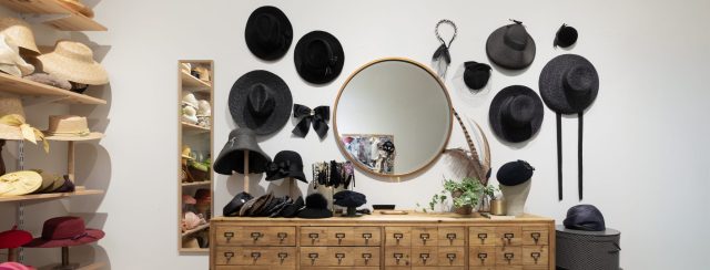 ביתה של מעצבת הפנים והכובענית אורית אביעזר. צילומים: טלי תלמיד