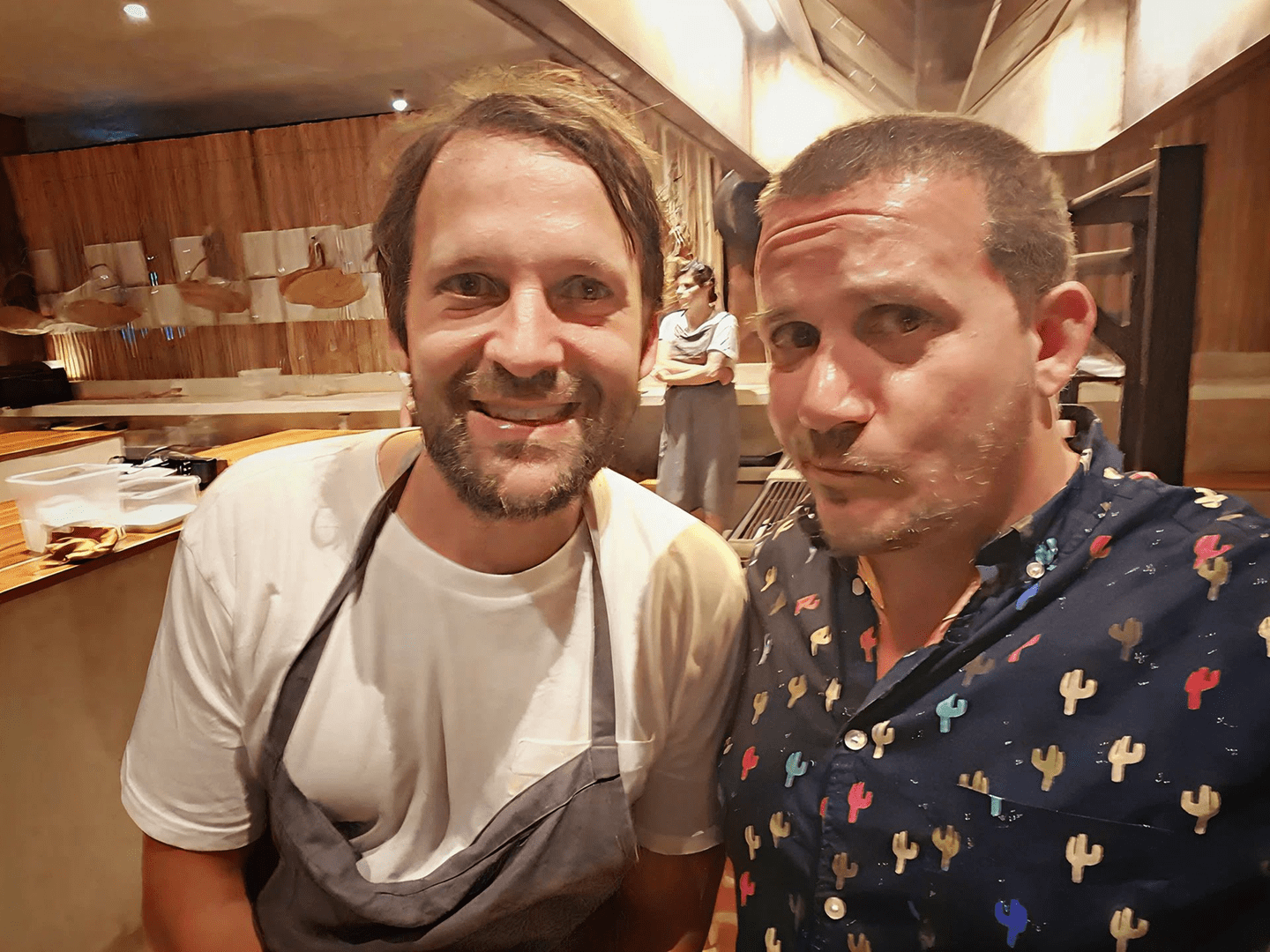 ערן ניר (מימין) ורנה רדזפי, השף והבעלים של נומה