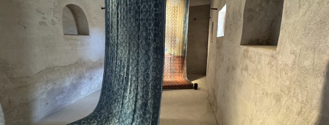 רותם תמיר, מראה הצבה בביאנלה בראס אל חיימה. צילום: שרון תובל