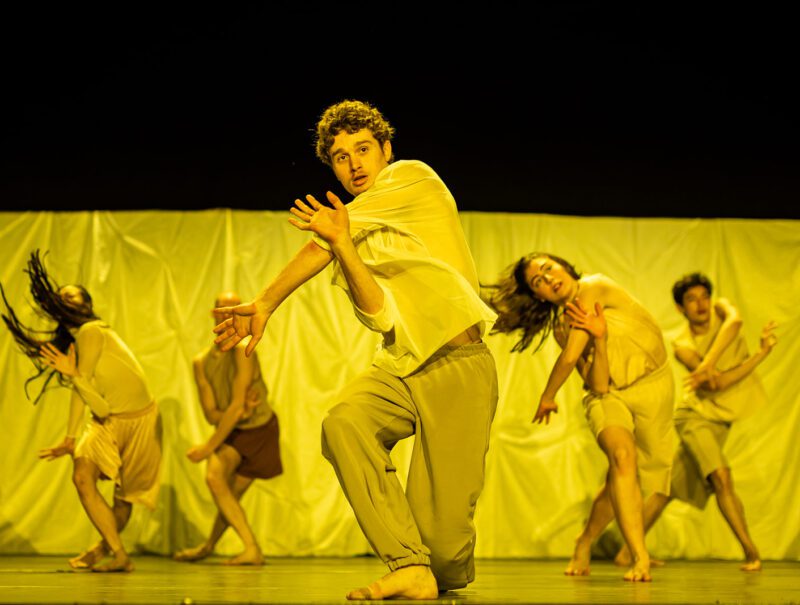 הַפְרָדוֹת. רוני חדש לאנסמבל בת־שבע. צילומים: אסקף