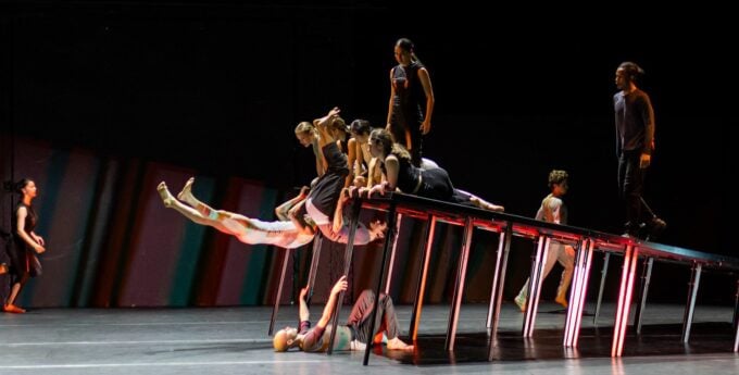 דוֹם. בשמת נוסן לאנסמבל בת־שבע. צילומים: אסקף