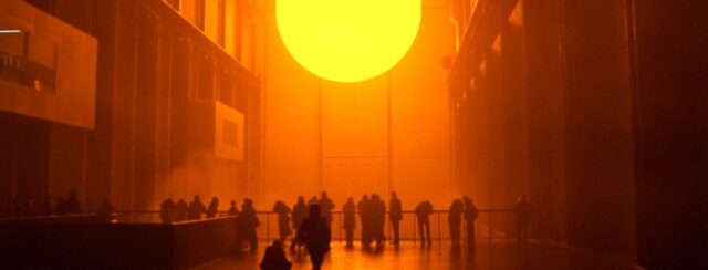 אולאפור אליאסון, The Weather Project, טייט מודרן. צילום: ויקימדיה קומונס