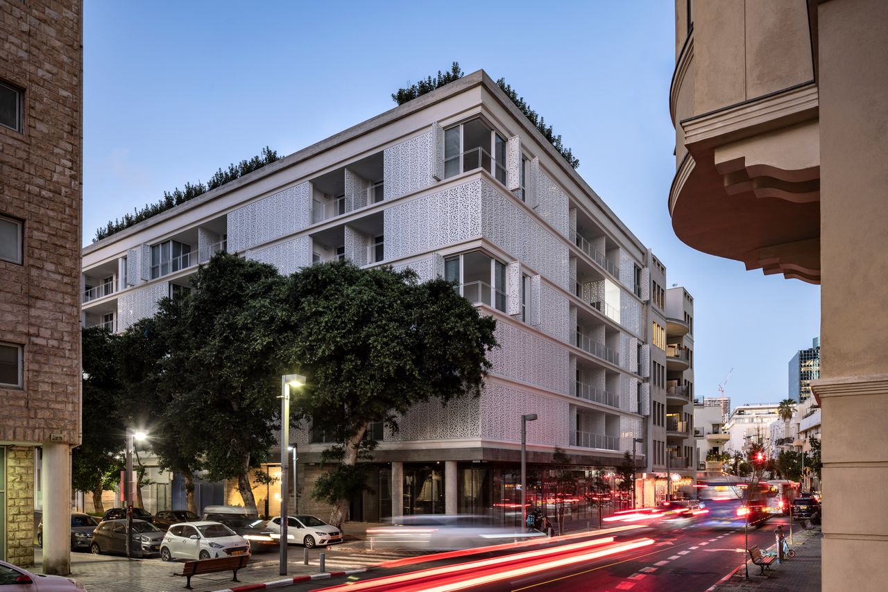 פיצו קדם אדריכלים בשיתוף SO Architects, בית מגורים ברחוב אחד העם, תל אביב. צילום: עמית גירון
