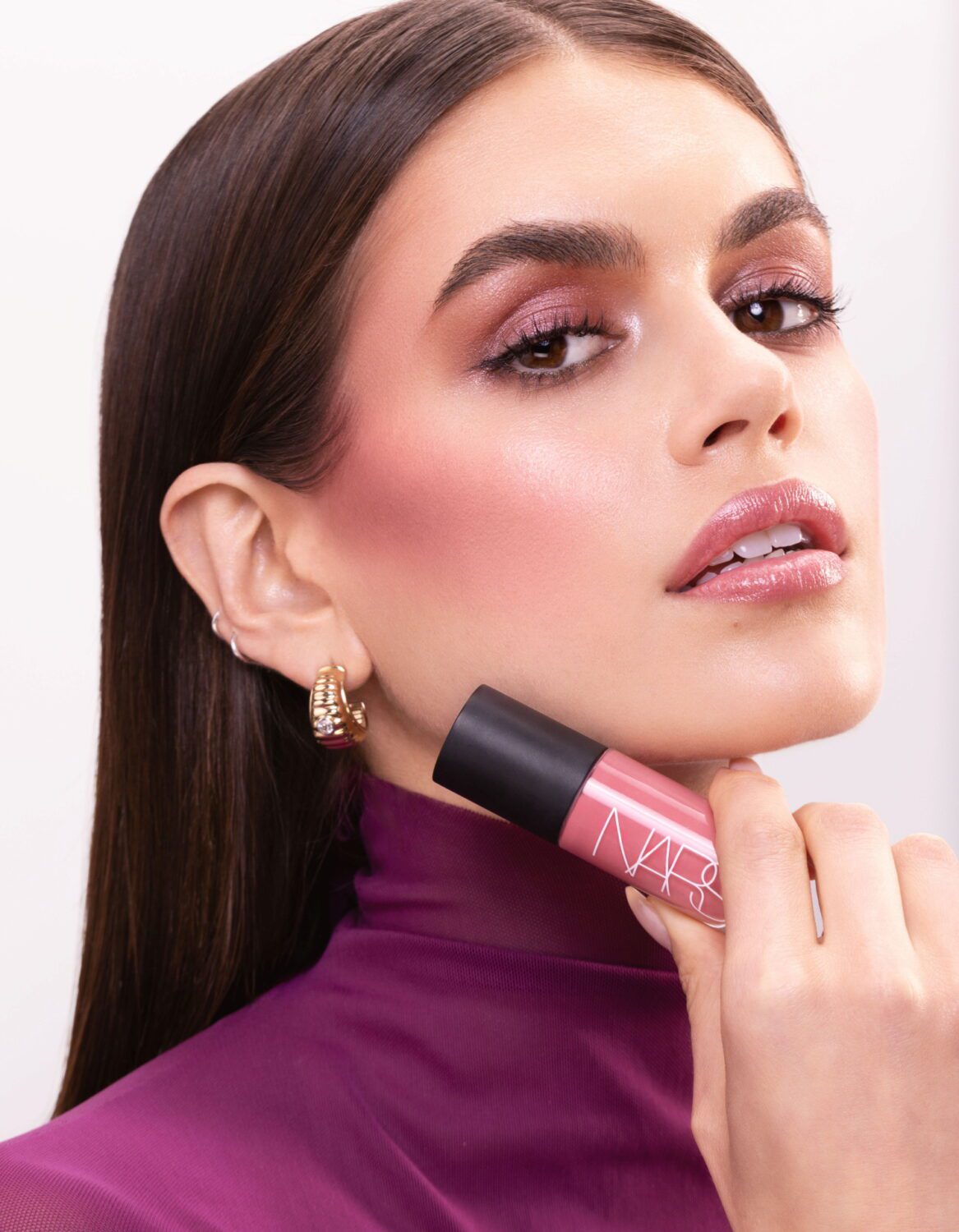 סומק נוזלי של NARS. צילומים: מ״ל