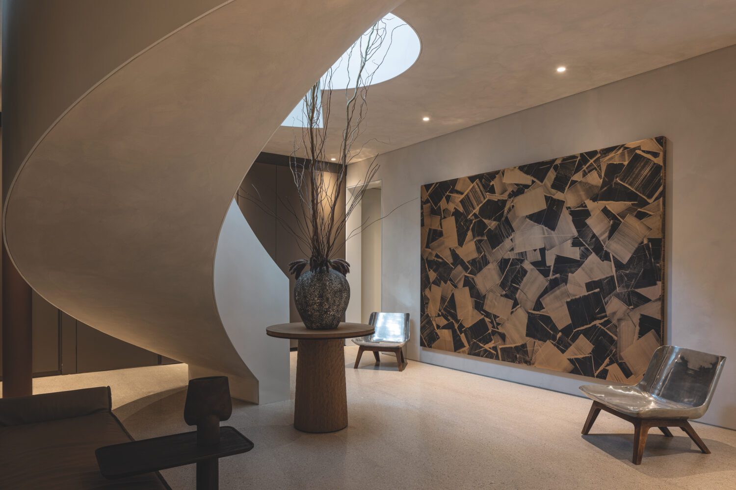 CONCRETE PALM VILLA