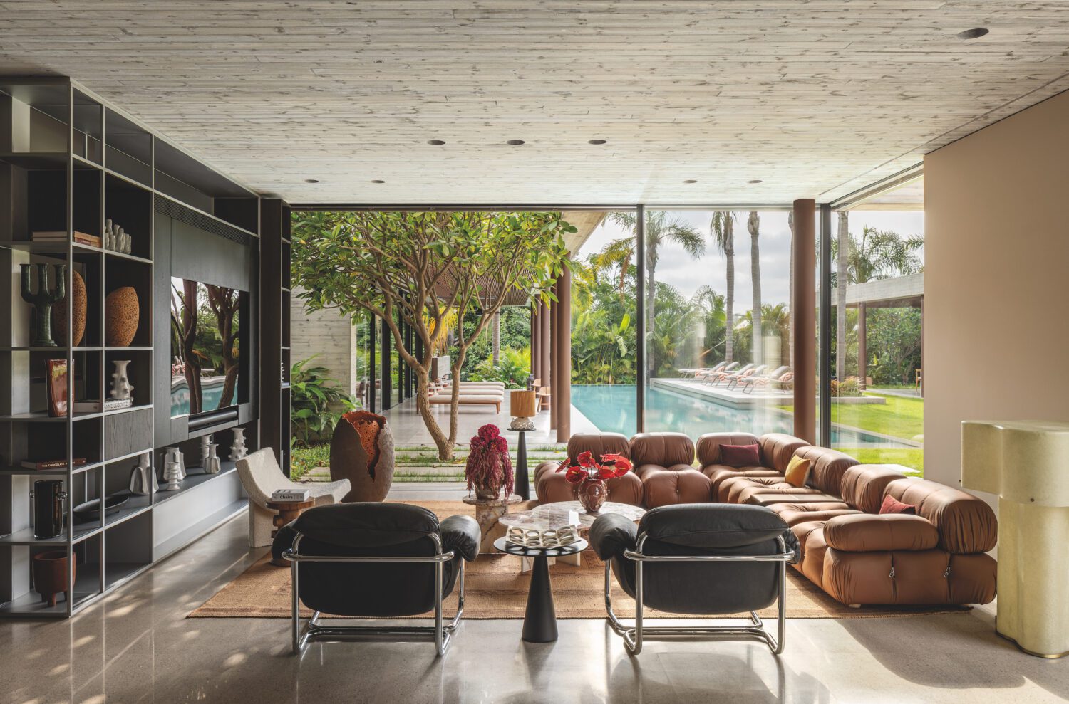 CONCRETE PALM VILLA. צילומים: עמית גרון