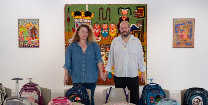 גיא מורג צפלביץ׳ וקרן שפילשר בגלריה העירונית רמת השרון. צילום: דניאל חנוך